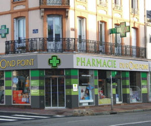 dynacom étend son réseau commercial par la franchise depuis 2010.