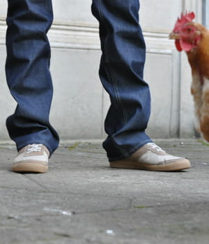 novice sur le marché textile, 1083 revendique la vente de 7 000 jeans et 2 000