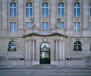 le siège de swiss re.