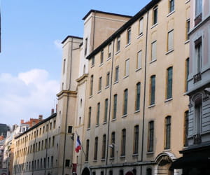 le lycée ampère, à lyon.