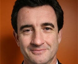 le salaire de pierre conte n'est pas versé par adenclassifieds.