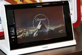 le portable infocenter de thomson fournit des services de tv sur ip et de vod