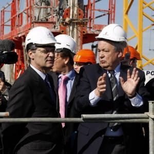 patrick devedjian en visite sur un chantier de logements en vefa.