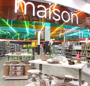 le nouveau carrefour planet à écully n'a pour l'instant pas atteint les