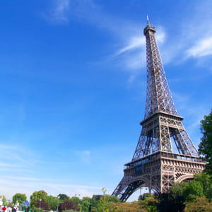 même la tour eiffel a vu sa fréquentation baisser.