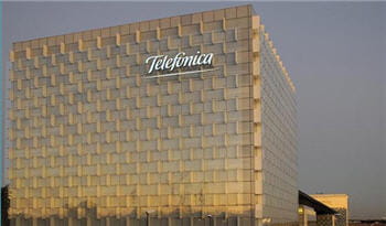 le campus distrito telefónica, siège du groupe à madrid .