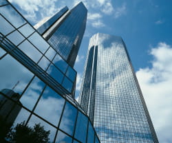 la deutsche bank possède deux fonds d'investissement dédiés à l'agriculture.