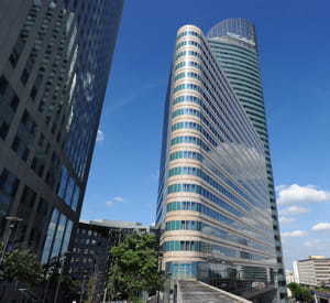 le siège de gdf suez, à la défense.