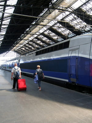 pour se rendre à bruxelles en 2013, françois hollande a délaissé le tgv au