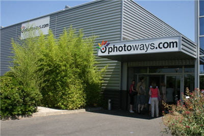 entrée des bureaux et du centre de production de photobox, à sartrouville