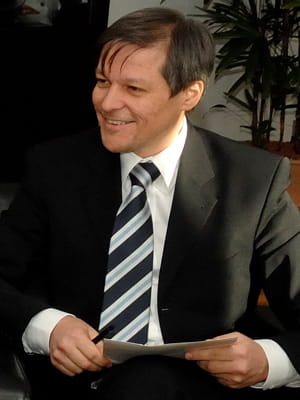 dacian ciolos, commissaire européen à l'agriculture.