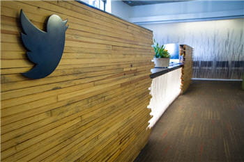 la réception, au siège de twitter, à san francisco.
