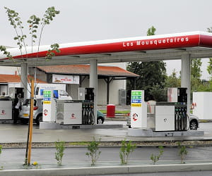 le prix du gazole dans les stations intermarché a baissé de 3,44% en 2009.