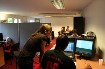 l'incubateur accueille en permanence une trentaine de start-up