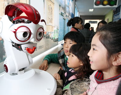 en 2012, ce robot sera vraiment enseignant en corée du sud