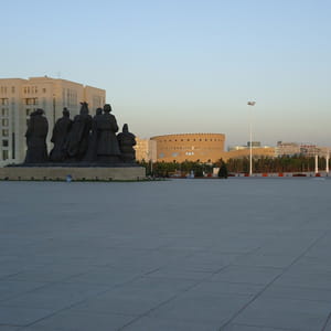 a kangbashi, 1 million d'habitants étaient attendus. ils ne sont que 30 000.