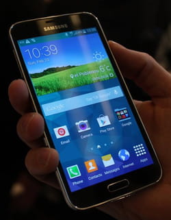 le samsung galaxy s5.