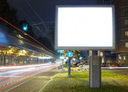 l'extinction des enseignes et publicités lumineuses est destinée à générer des