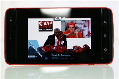 une vidéo lue depuis youtube avec la dell streak.