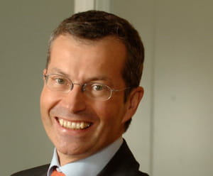 françois enaud est p-dg et administrateur de steria.