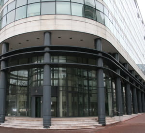 le siège d'alstom, à levallois-perret.