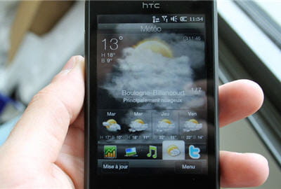 l'interface htc sense sous windows phone est tout simplement géniale. dommage