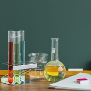 la recherche académique aboutit parfois à la création de jeunes entreprises