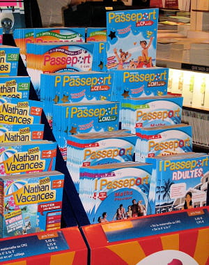 les cahiers de vacances seront en vente dans les librairies, grandes surfaces et