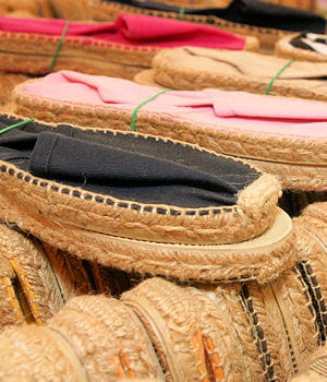 l'espadrille est déjà le produit-phare de l'été 2011.