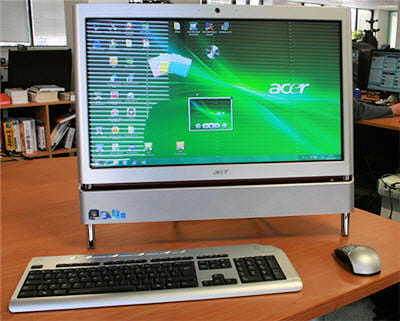 le pc aio aspire z5610 d'acer de face
