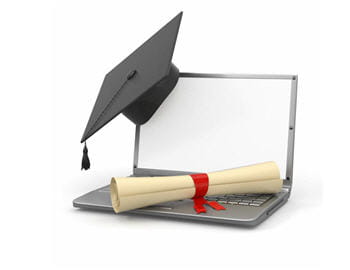 mooc veut dire 'massive open online course'. certains le traduisent par flot,