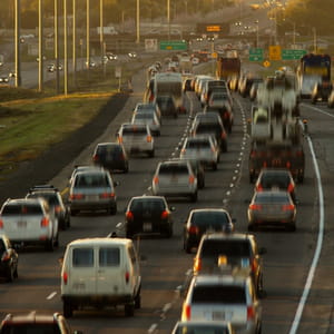 43% des plus de 75 ans ne se déplacent pas un jour de semaine donné.