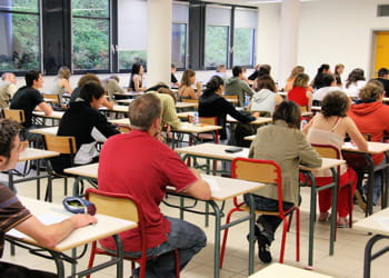 il y a un peu plus de 2 millions de lycéens en france