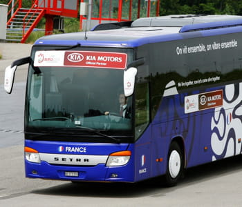 le bus de l'équipe de france pour l'euro 2008.
