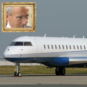 le milliardaire a craqué pour ce global express, photographié ici à l'aéroport