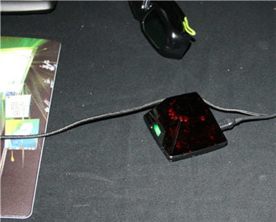 l'émetteur usb bien pratique. c'est lui envoie toutes les informations