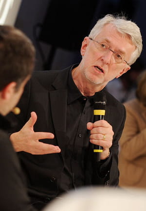 jeff jarvis, professeur à l'école de journalisme de l'université de new york.
