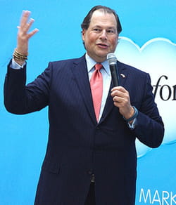 marc benioff, un patron qui a le sens des initiatives.
