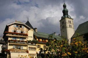 une vue de megève.