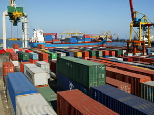 sur le critère des exportations par habitant, la france se classe au 29e rang
