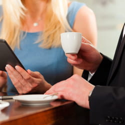 zappez le café si vous sentez le chef sur le départ.