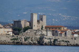 antibes, dans les alpes-maritimes.