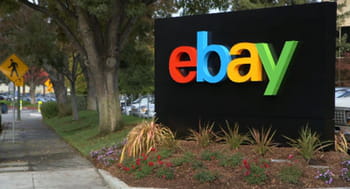 devant le siège d'ebay, à san josé, en californie.
