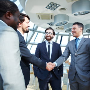 les hommes sont invités à réfléchir sur l'égalité professionnelle.