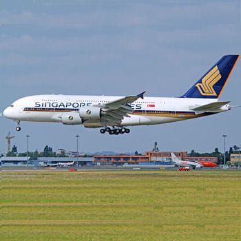 l'a380 aux couleurs de singapore airlines