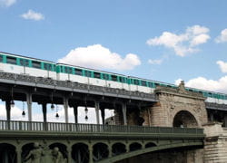 l'augmentation des abonnements navigo mensuels est conséquente, 2,7%.