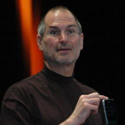 apple est ce qu'elle est grâce à steve jobs.
