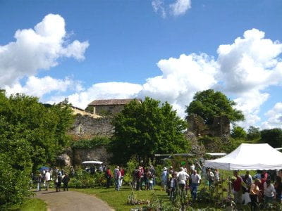 la communauté de communes de quercy bouriane se situe dans la région