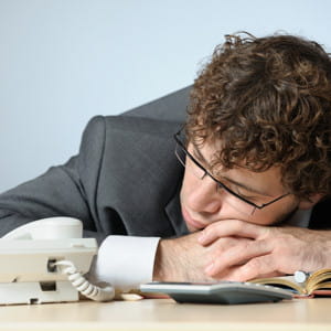 le burn out se traduit par une grande fatigue.