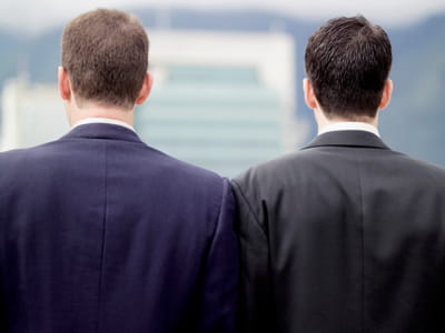 certaines fratries ont un don pour les affaires.